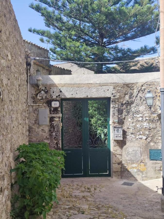 Ferienwohnung Cortile Via Sales 11 Erice Exterior foto